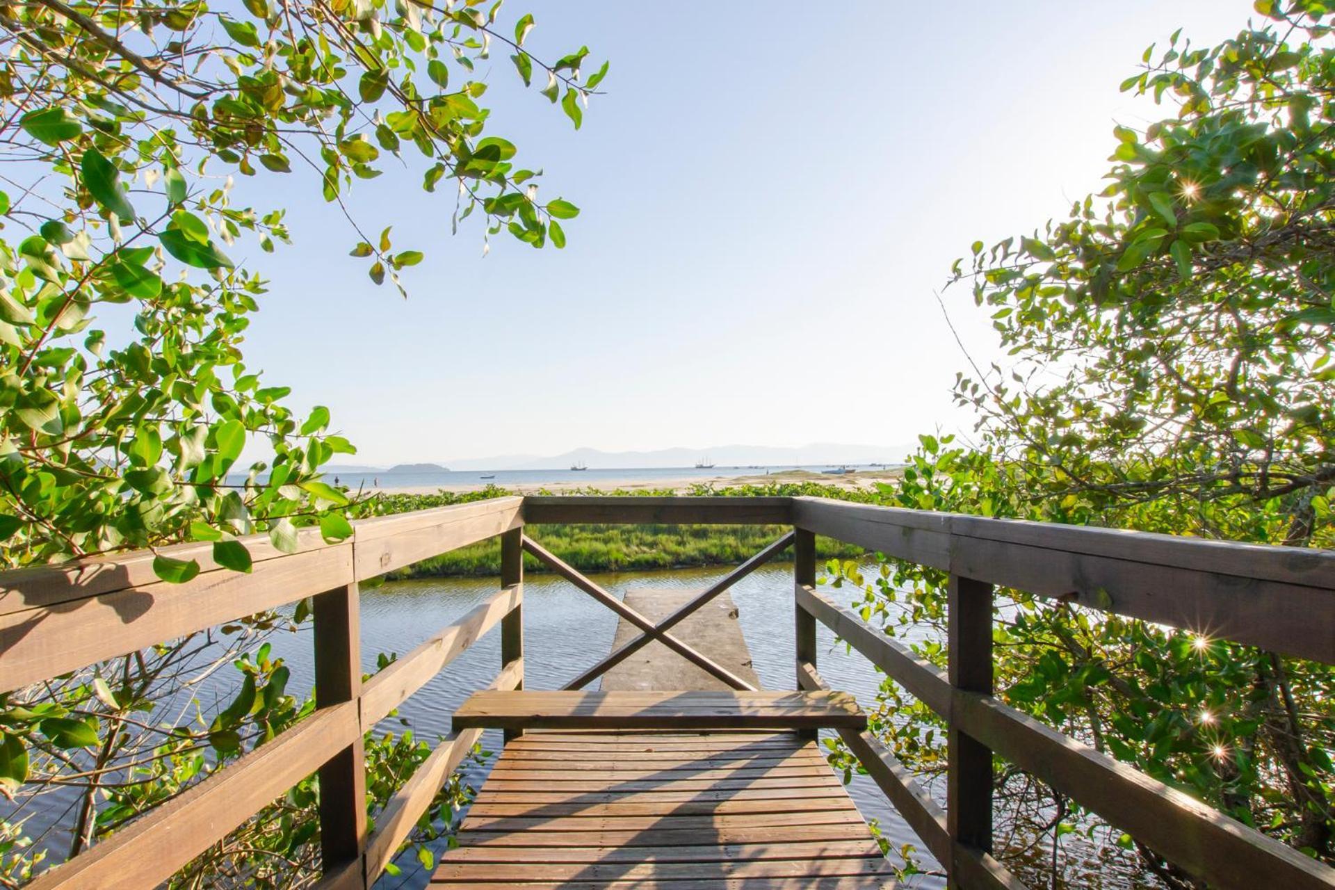 Apto Pe Na Areia Em Condominio Com Piscina N1298 Florianópolis Eksteriør bilde